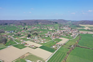 Vue aérienne d'Eydoche en Isère - Drone